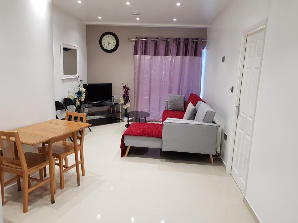 Alhambra Suite Ipswich Zewnętrze zdjęcie
